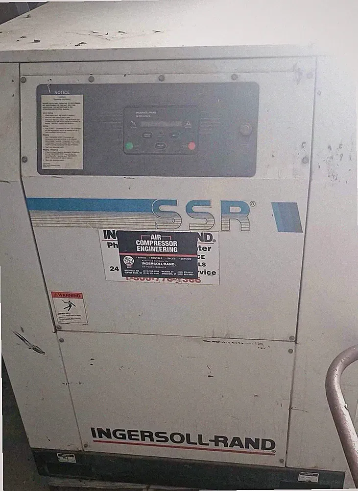 Ingersoll Rand SSR-EP30SE Rotary Screw Air Compressor - READ FULL DESCRIPTION